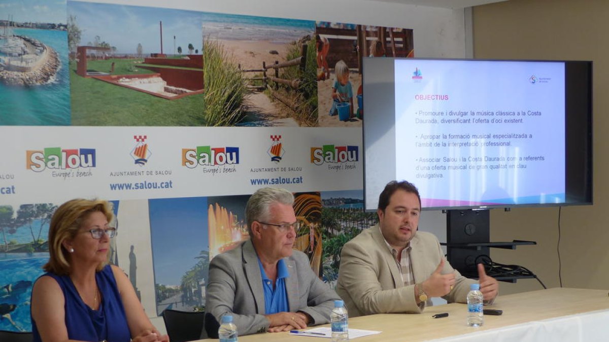 Un moment de la roda de premsa de la presentació del festival, que ha tingut lloc a Salou aquest dilluns.