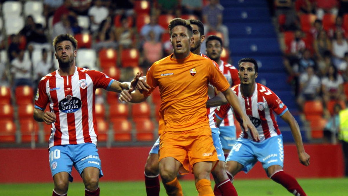 Edgar Hernández, durant el partit.