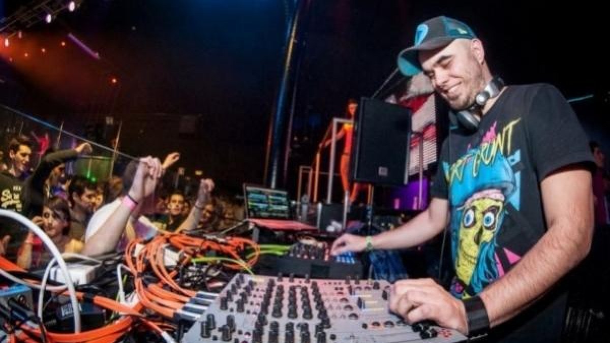 Raul Mezcolanza será uno de los djs invitados al Sebastival de este año.