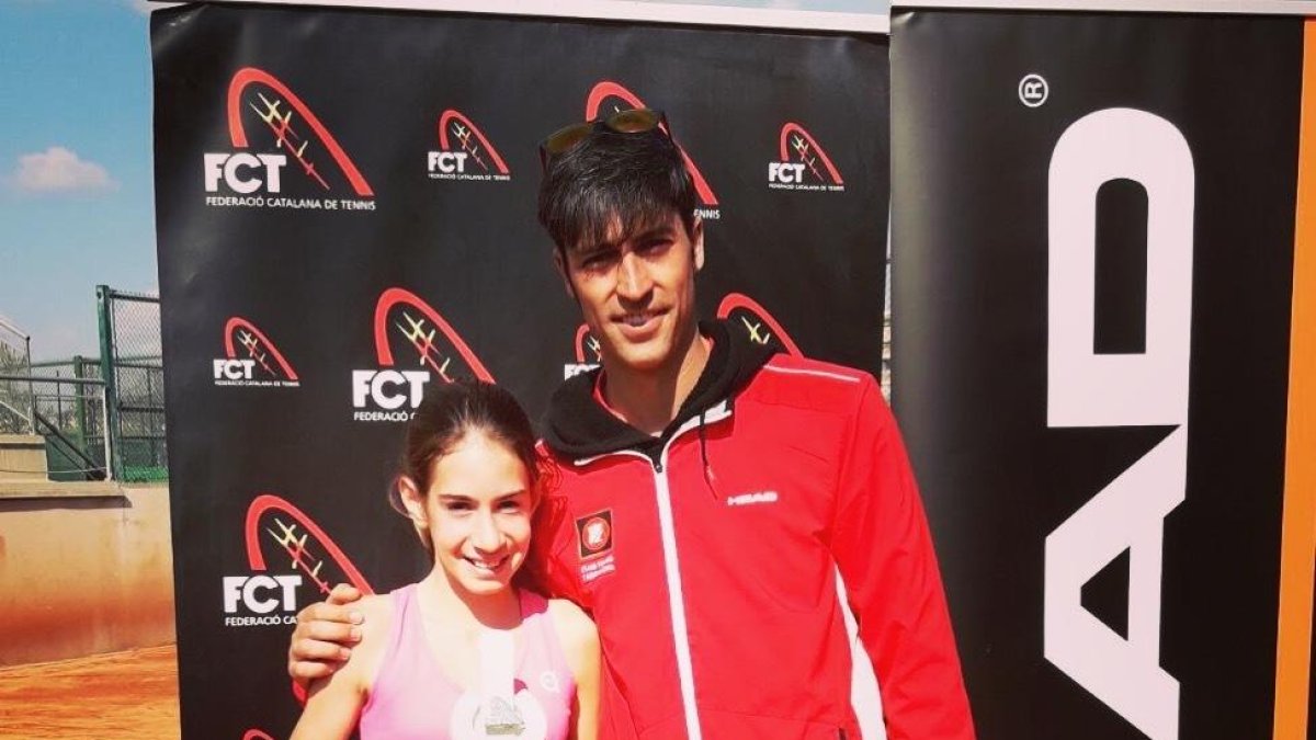 Anna Ortiz con Alberto Gil, los dos del Club Tenis Tarragona.