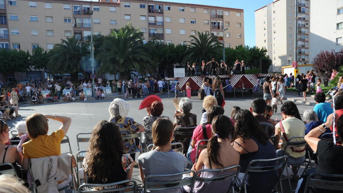 Imatge d'arxiu de les festes del barri de Sant Pere i Sant Pau, que se celebren la darrera setmana de juny.