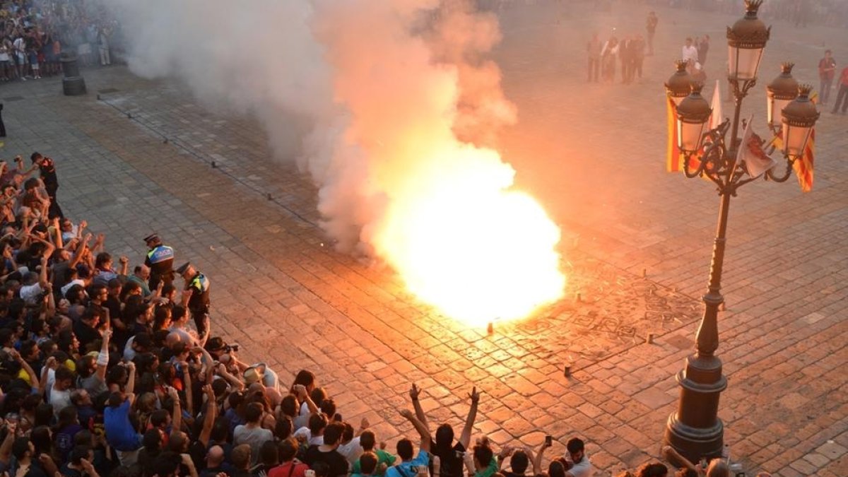 La primera tronada de Sant Pere 2017 ha donat el tret de sortida a la festa.