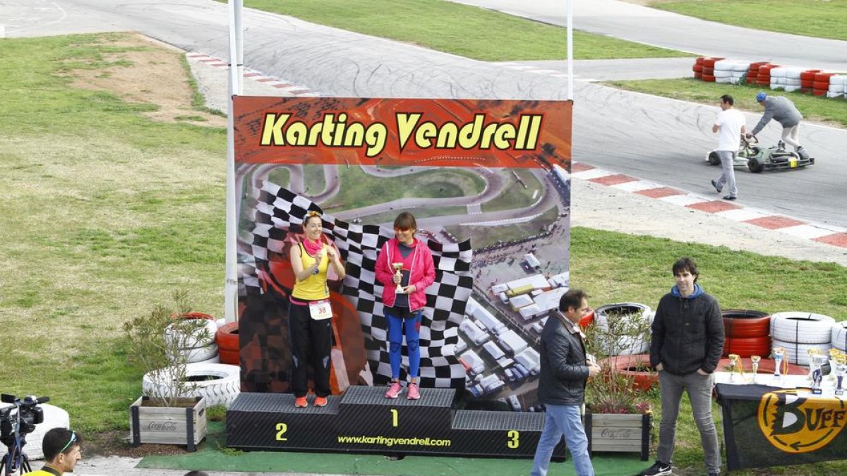 Tercera edición de los 5 y 10km Running Karting Vendrell.