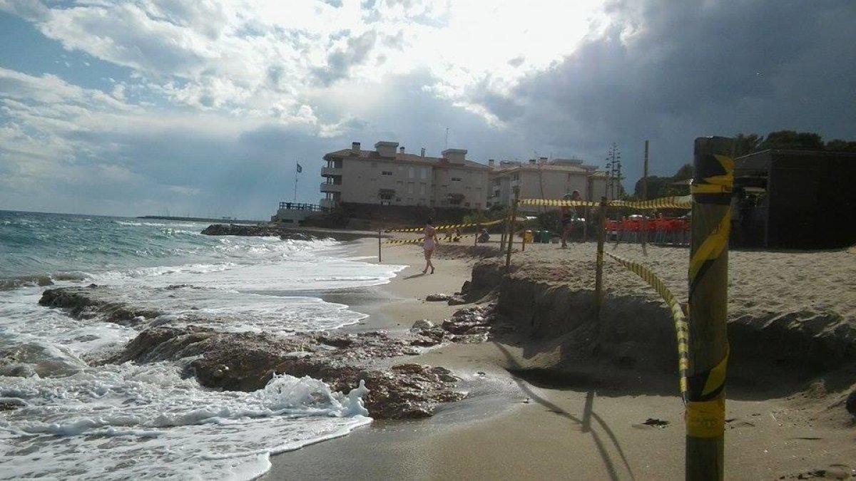 Imagen de la zona señalizada en la playa.