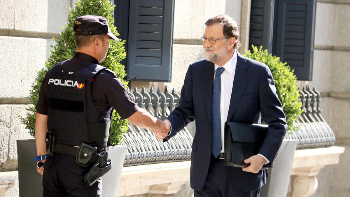 Mariano Rajoy entrant aquest dimecres al Congrés dels Diputats.
