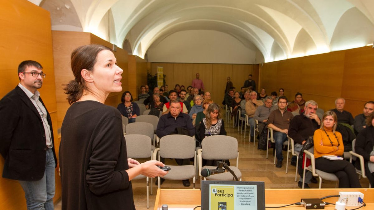 Unes 430 persones han fet aportacions a aquesta futura eina.