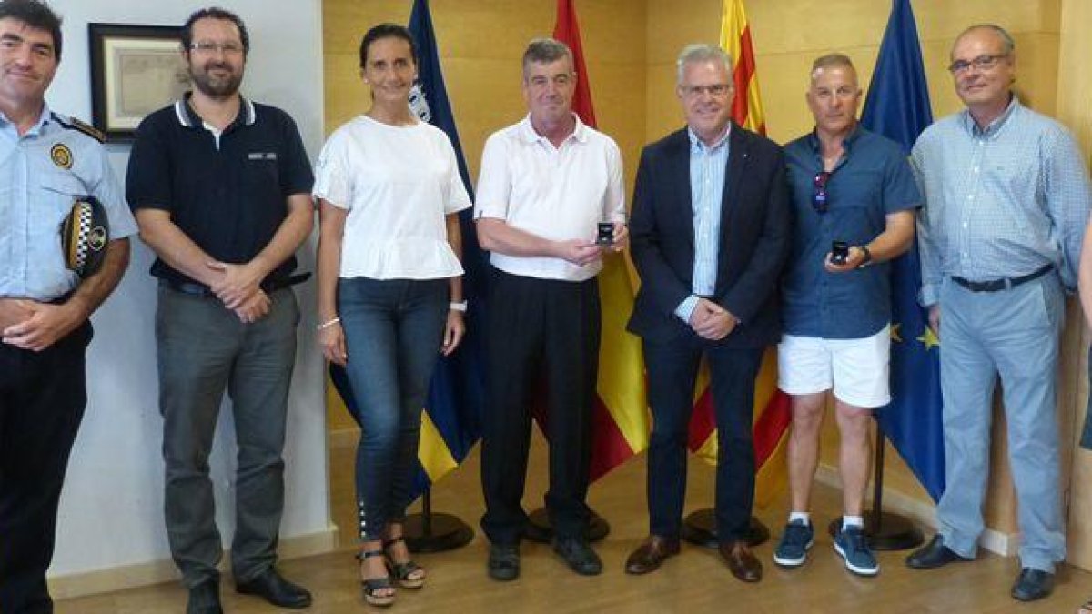 Los homenajeados en el Ayuntamiento de Salou.