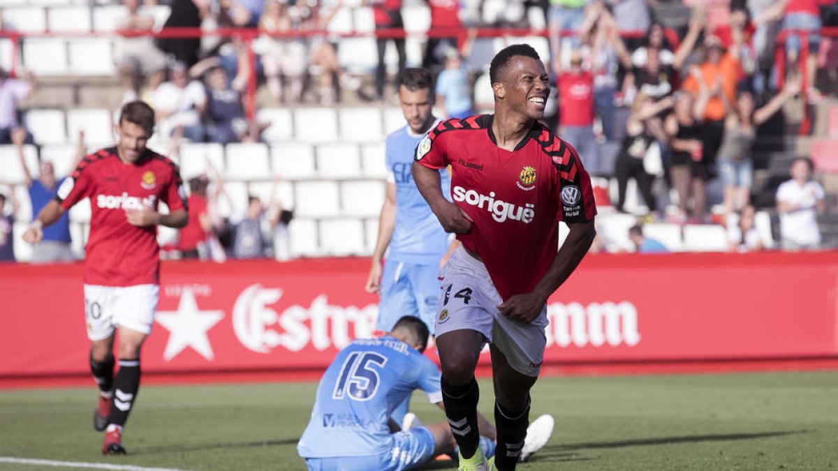 Uche, celebrando un gol la temporada pasada.