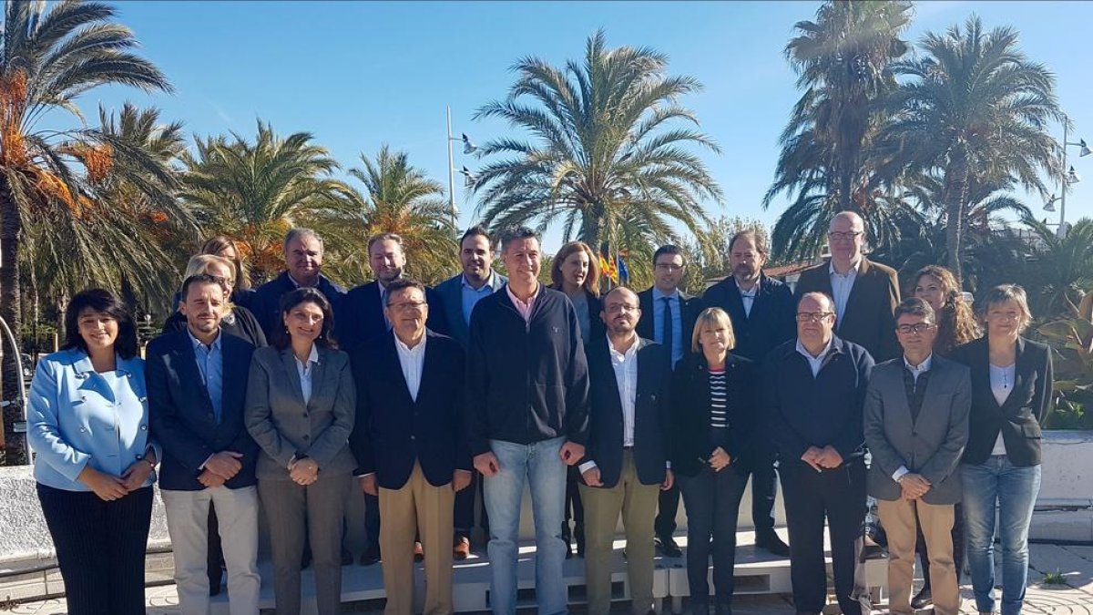 Salou ha acollit la presentació de la llista popular a Tarragona.