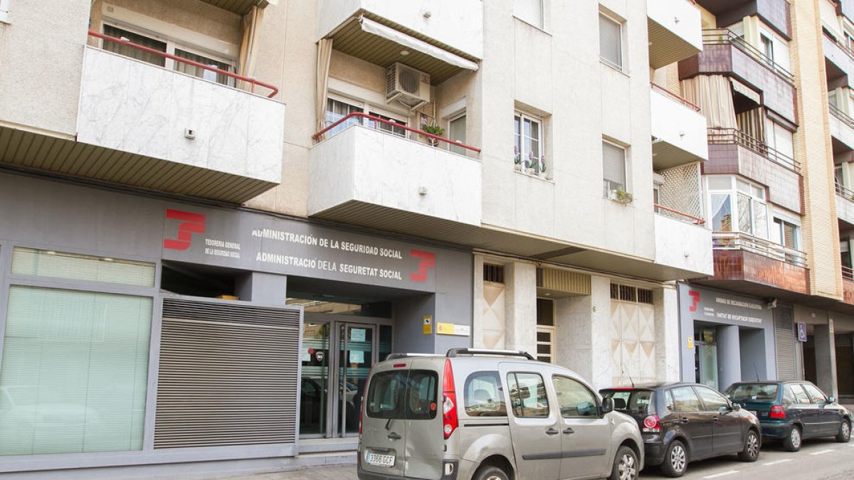 Una imatge d'arxiu de l'espai de la Seguretat Social tancat al carrer Bertran de Castellet de Reus.