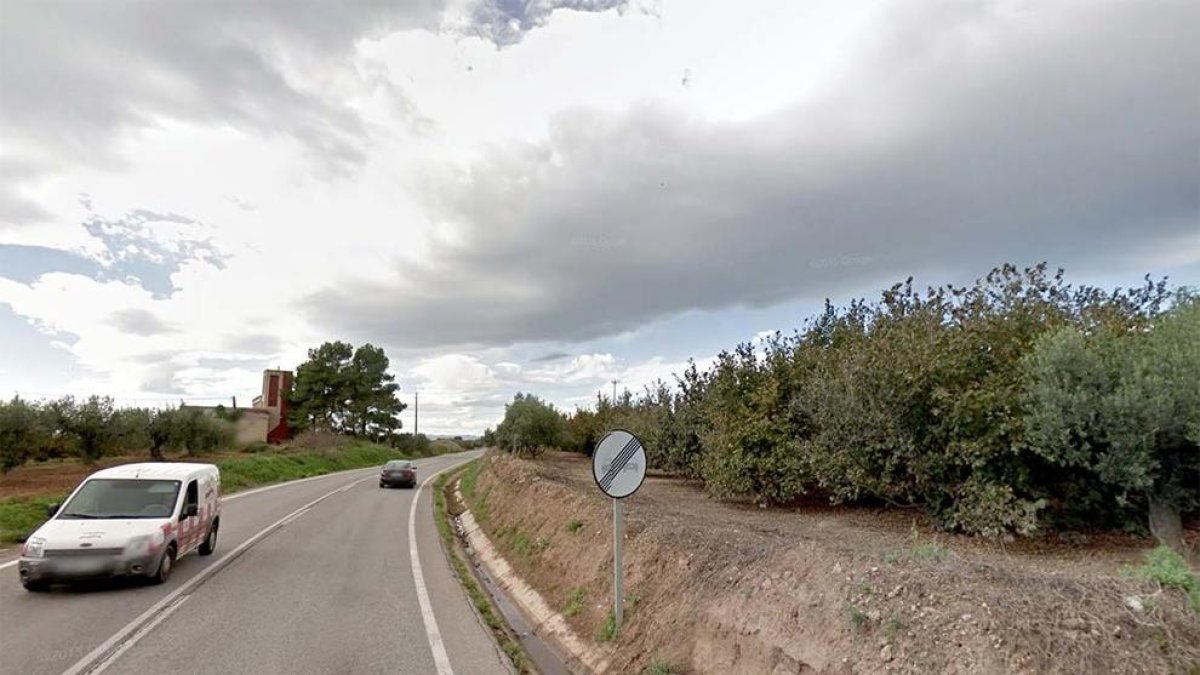 L'accident es va produir al terme de Constantí, a la carretera que uneix Reus amb el Morell.