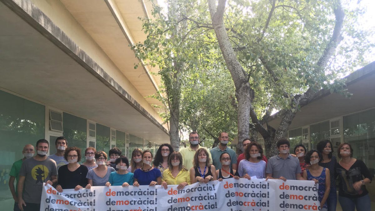 Part del claustre de l'institut Jaume I de Salou aquest divendres al matí.