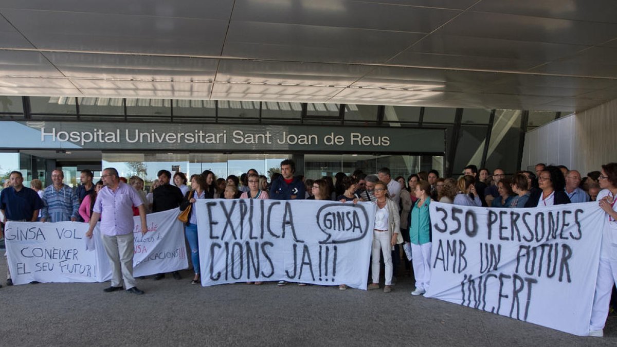 Una imatge d'arxiu d'una protesta dels empleats, que decidiran avui si tornen a mobilitzar-se.