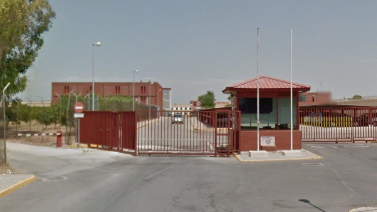 Imatge de l'exterior de l'Hospital Psiquiàtric Penitenciari de Sevilla.