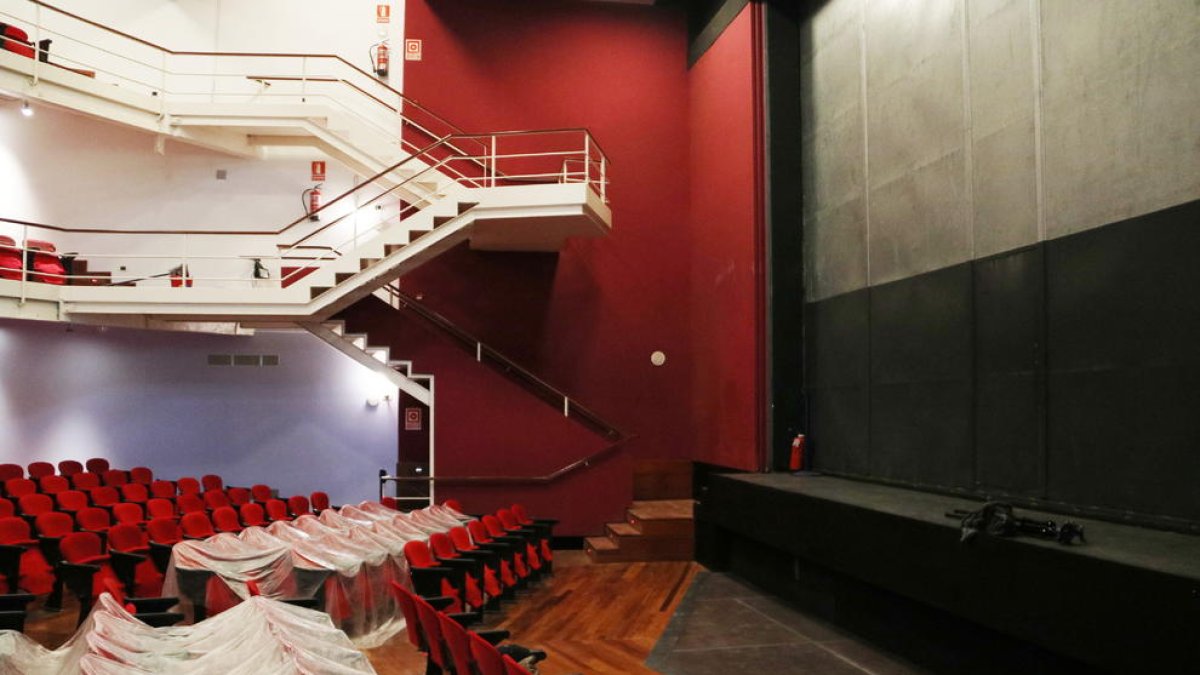 Pla obert del Teatre Metropol, un cop acabada la primera fase d'obres. Imatge del 3 de maig de 2018