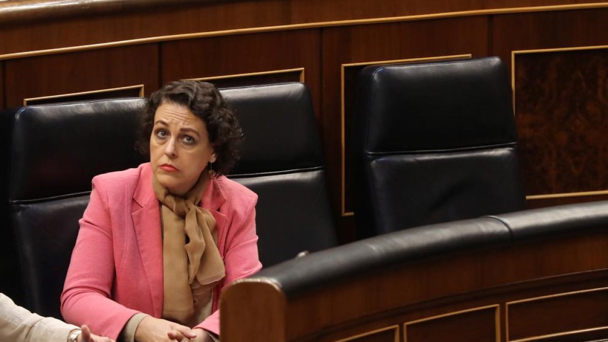 Magdalena Valerio durante el pleno del Congreso.