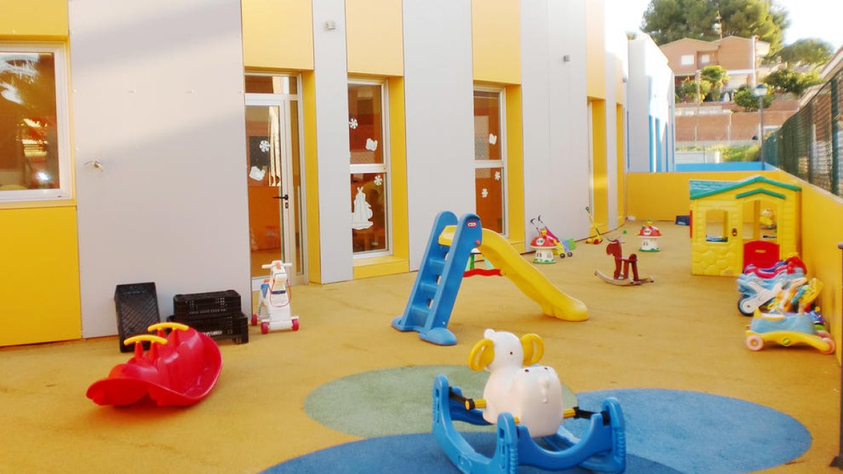 Los cuatro jardines de infancia ofrecen 283 plazas, actualmente todas ocupadas.