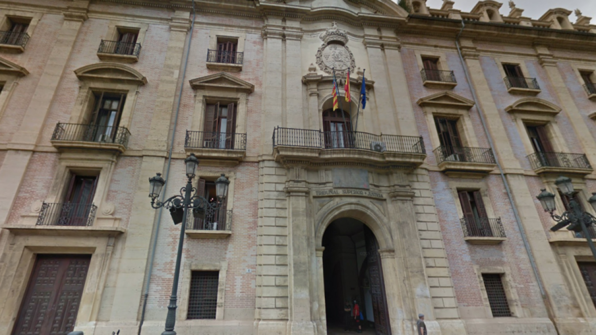 Imatge de la façana del Tribunal Superior de Justícia de València.