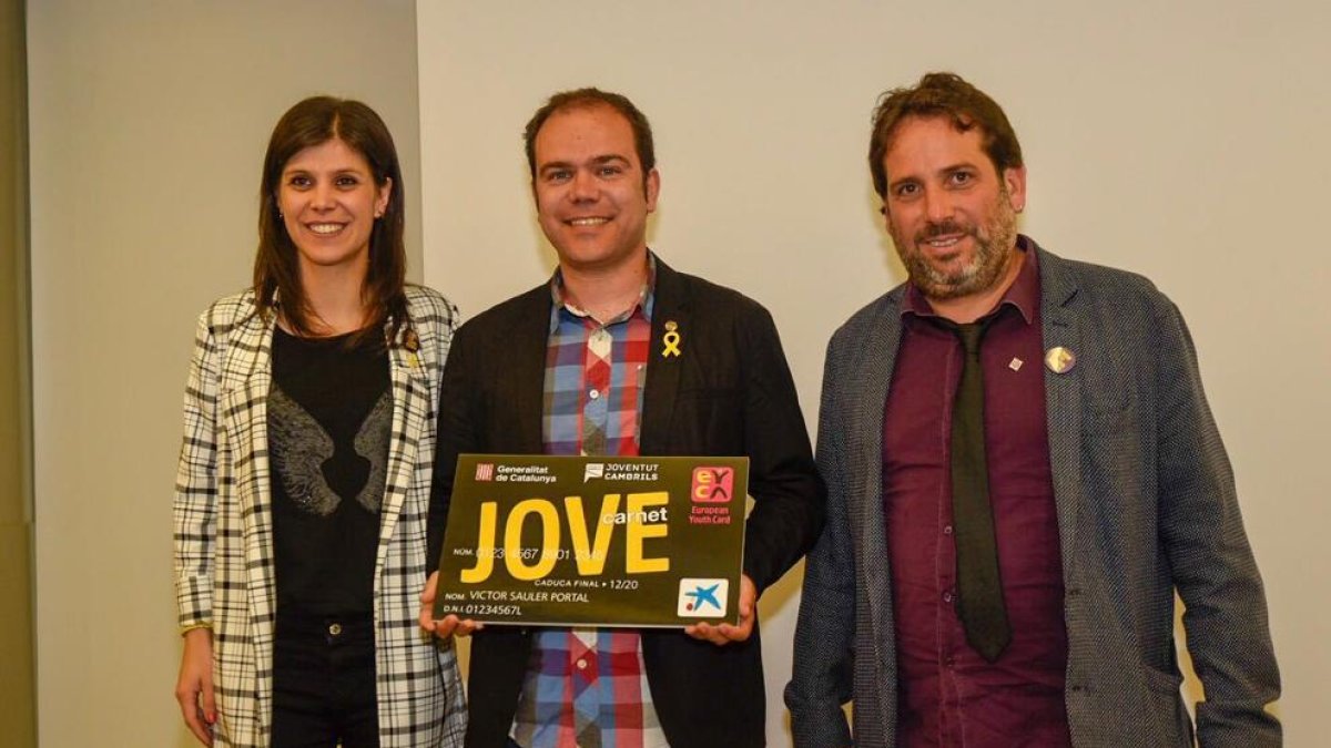 El municipio de Cambrils Cambrils participa en la fase piloto del nuevo Carnet Jove Municipal.