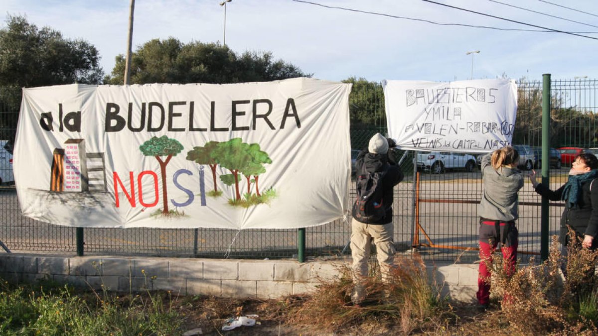 Los vecinos se han mostrado en varias ocasiones en contra del proyecto de la Budellera.