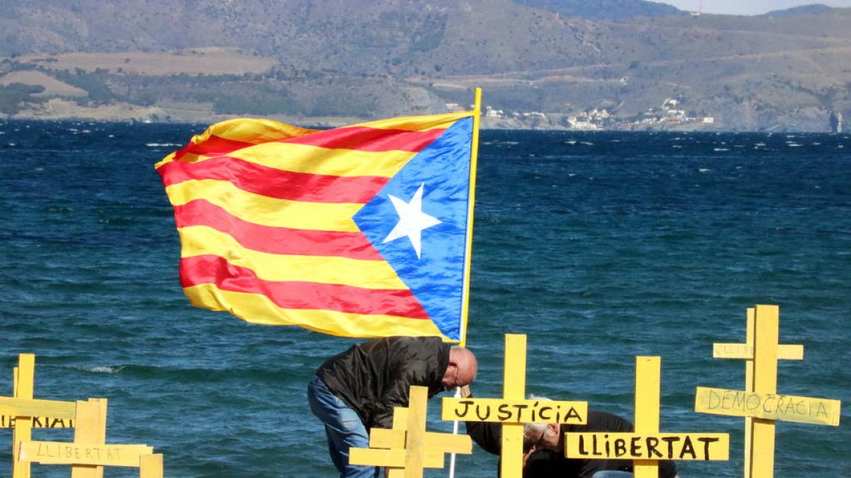 Imatge d'un acte reivindicatiu celebrat al Port de la Selva el mes de març.