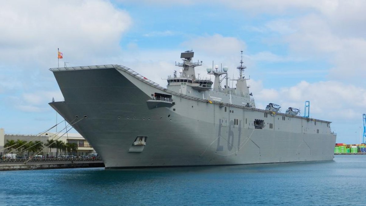 Imagen del barco militar español que hará escala en Tarragona durante los Juegos.