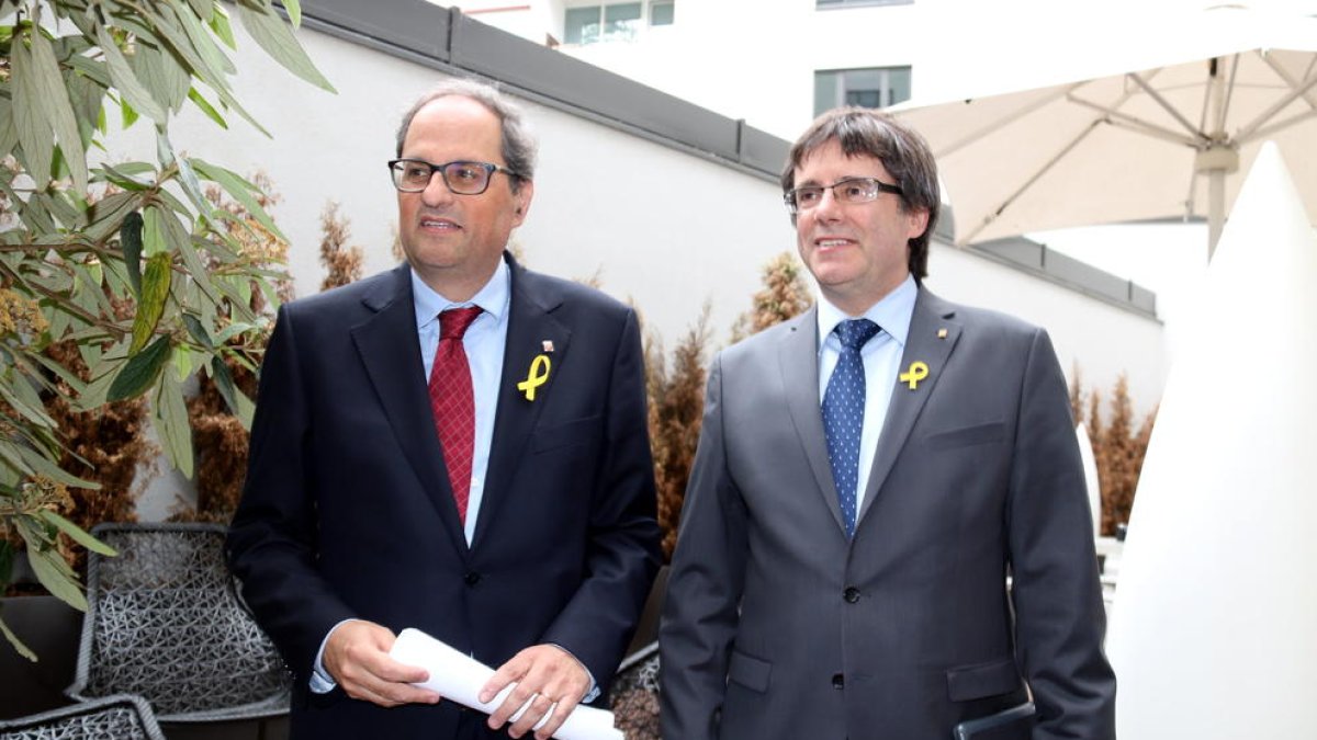 Quim Torra i Carles Puigdemont en una reunió a Berlín.