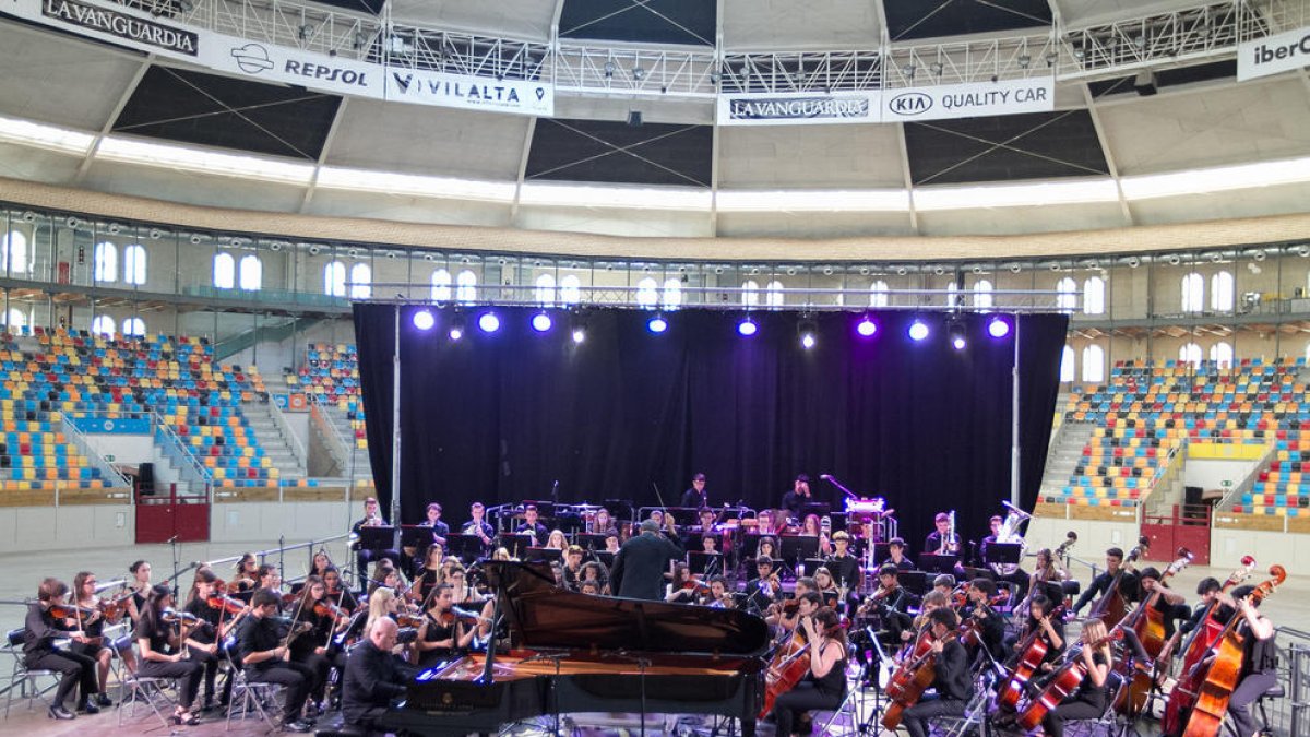 El concert va congregar a la TAP un elevat nombre d'aficionats a la música clàssica.