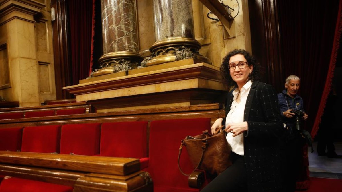 Marta Rovira al Parlament de Catalunya durant el debat d'investidura de Jordi Turull