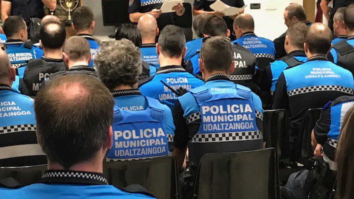 Agentes de la Policía Local de Pamplona en una imagen de archivo.