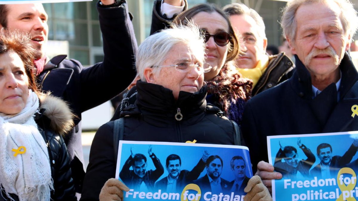 Clara Ponsatí a l'acte de protesta per reclamar l'alliberament dels presos el 28 de febrer del 2018.