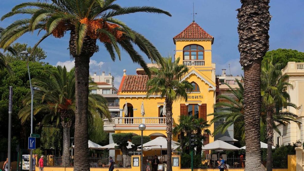 El chalet está ubicado en el paseo Jaime I de Salou.