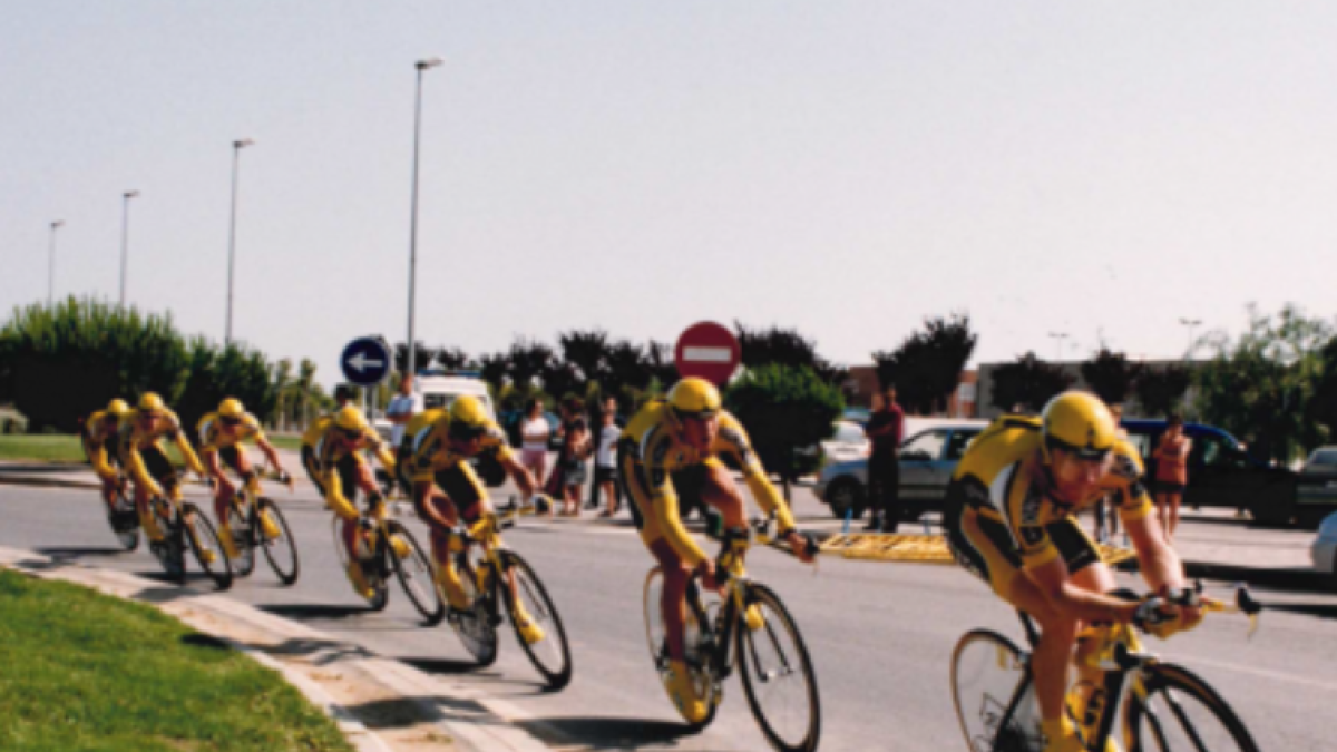 Imatge d'arxiu de la Volta Ciclista a Catalunya l'any 2000 amb final a Vila-seca.