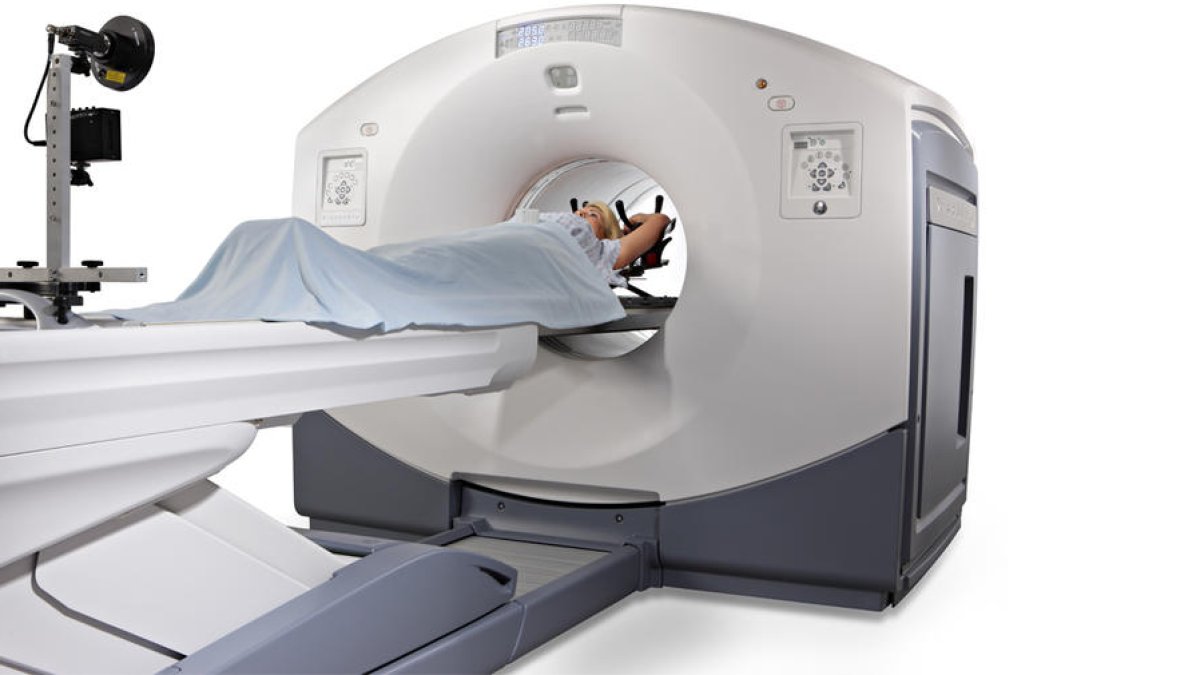 Imatge d'un aparell PET, similar al que s'utilitza a l'Hospital Sant Joan, de Reus.
