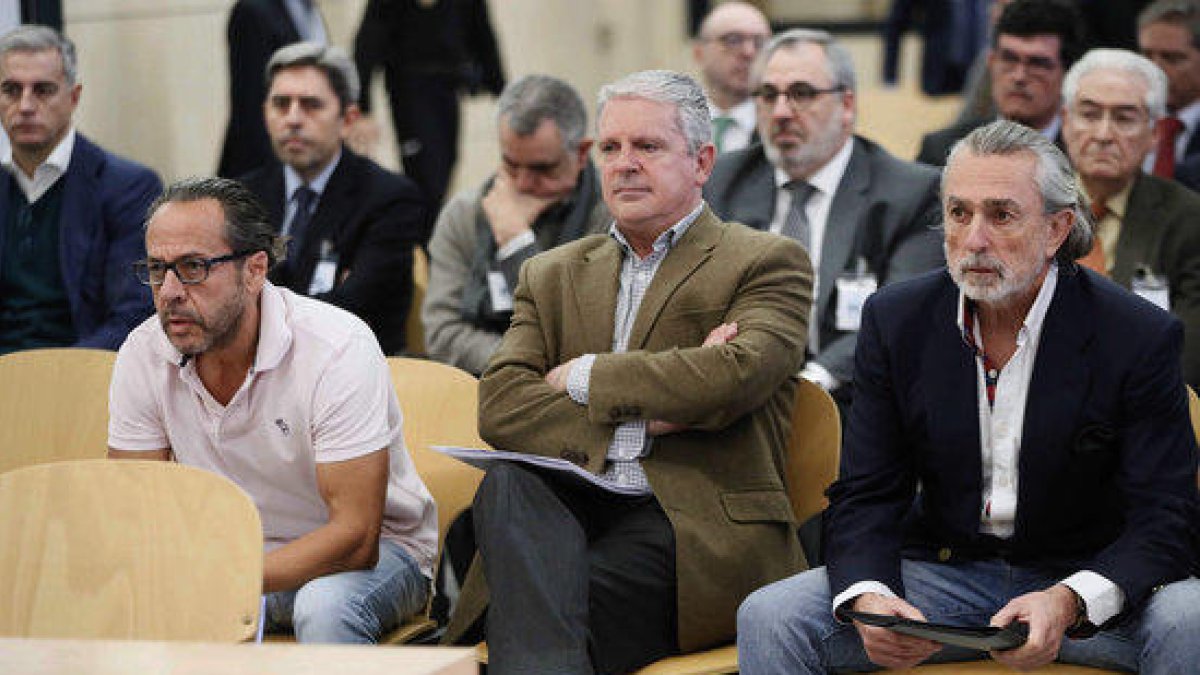 Pla mig d''El Bigotes', Pablo Crespo i Francisco Correa en la jornada del judici de la trama valenciana de Grürtel a l'Audiència Nacional.