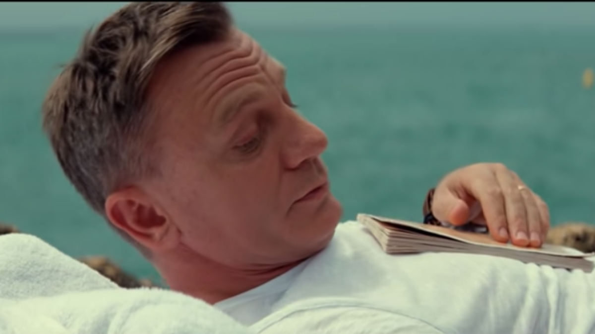 Un pla de l'anunci amb Daniel Craig com a protagonista.
