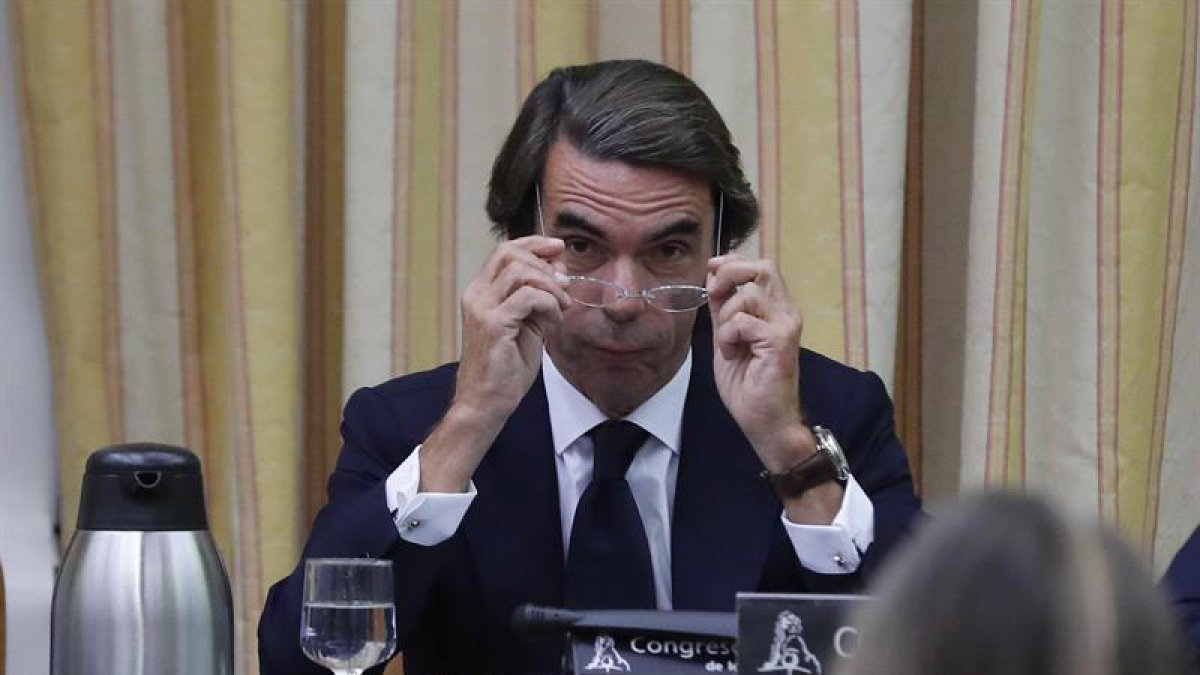 L'expresident del PP i del govern espanyol, José Maria Aznar, durantla seva compareixença.