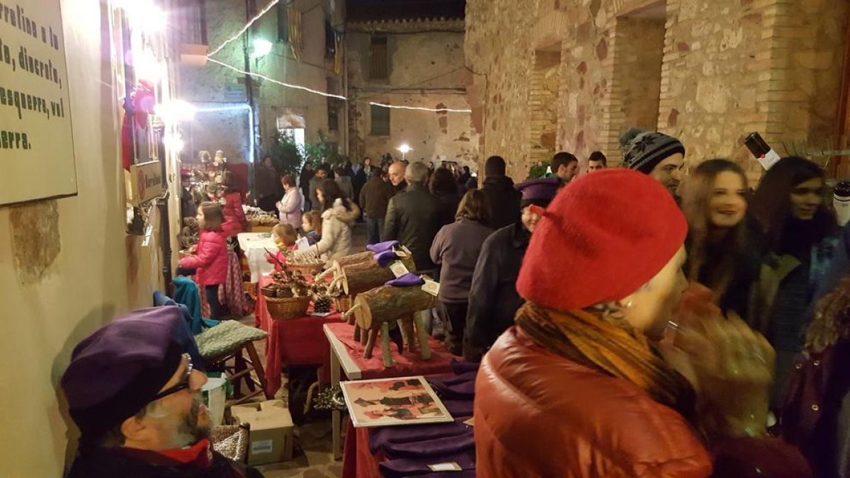 El petiti municipio de l'Argentera vivirá un año más la Feria de la Navidad del Caganer.