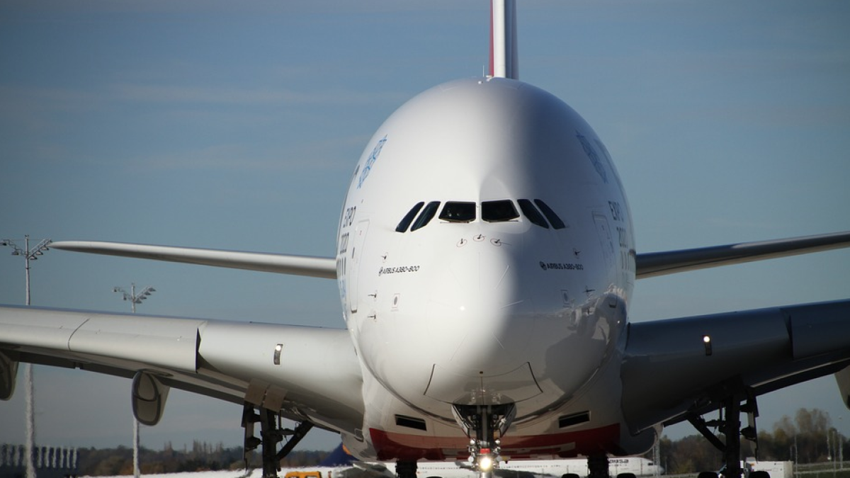 Imagen de un Airbus de la compañía Emirates.