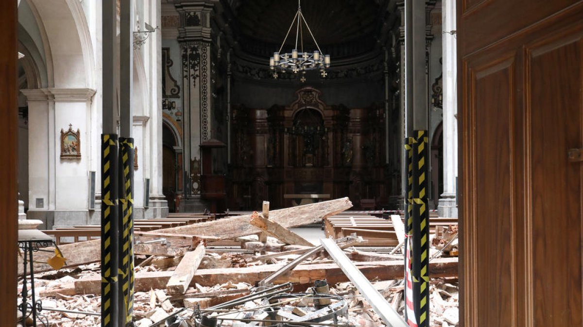 Imatge de l'esfondrament de l'església de Constantí.