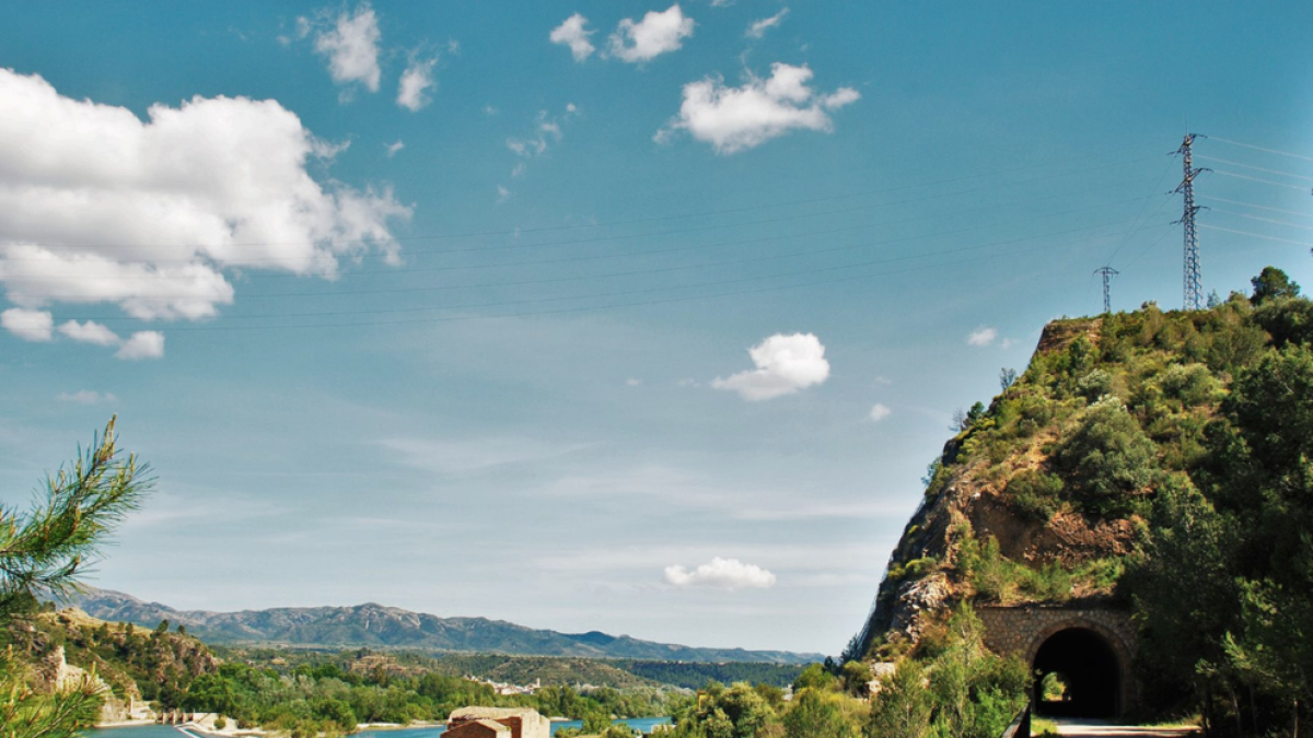 Imatge d'un punt del recorregut per la Via Verda de la Val de Zafán.