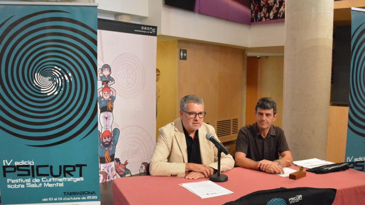 El alcalde de Tarragona y consejero de Cultura, Pau Ricomà, con el coordinador del Psicurt, Jaume Descàrrega.