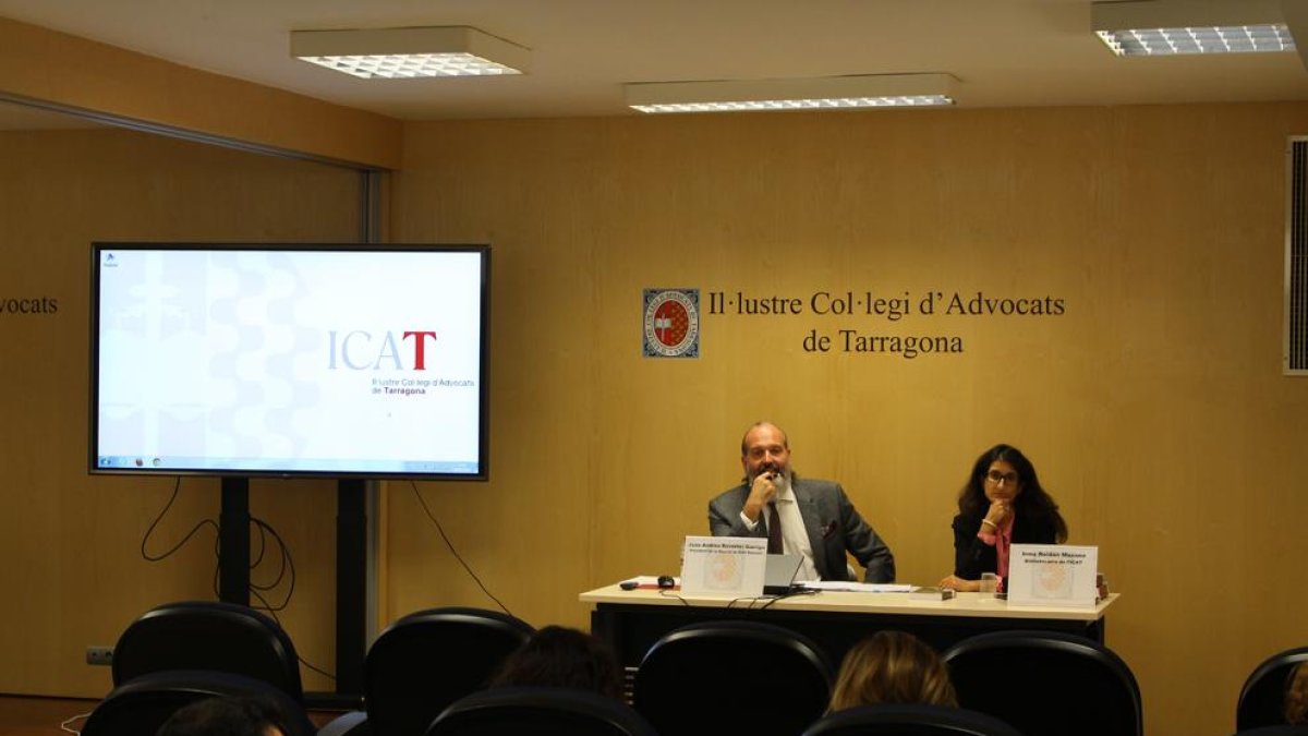 Imagen de la sesión informativa del ICAT sobre