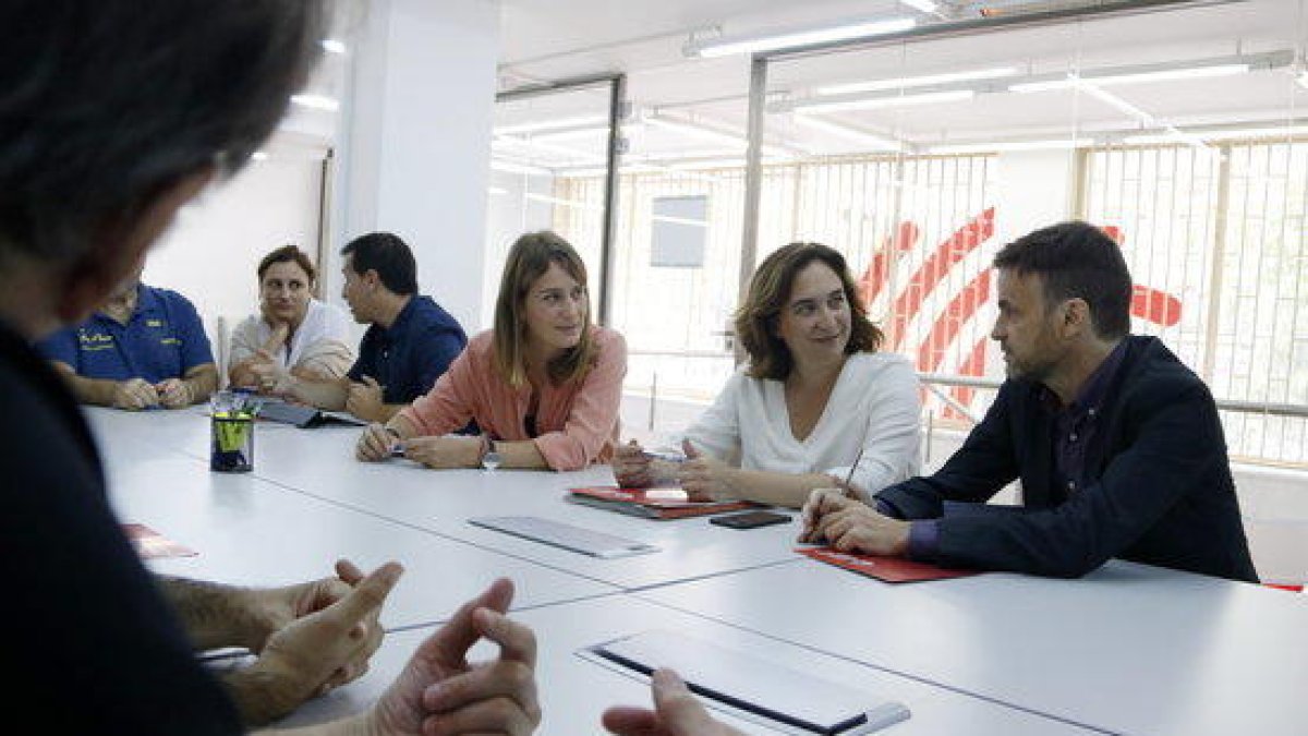 Jéssica Albiach, Ada Colau y Jaume Asens en la reunión de Catalunya En Comú el 9 de septiembre del 2019.