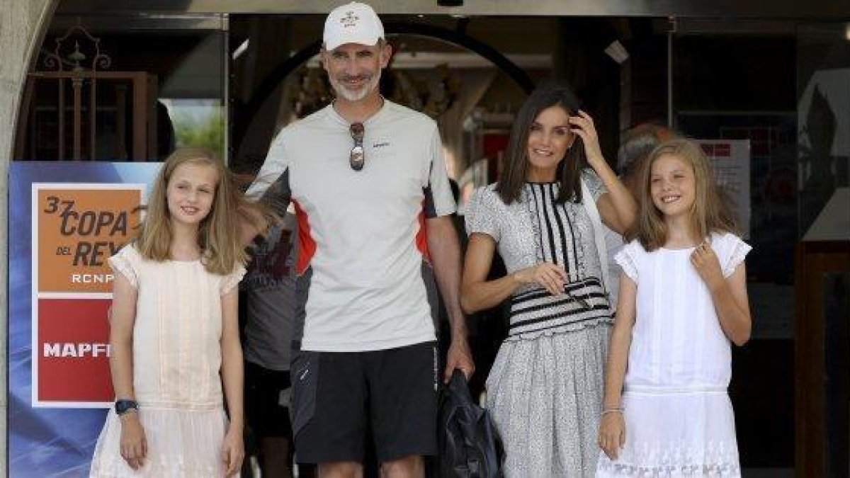 La familia real española, este verano, durante sus vacaciones.