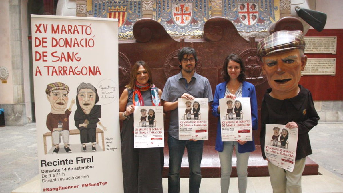 Los impulsores del Maratón de Sangre de Tarragona, durante la presentación del acontecimiento.