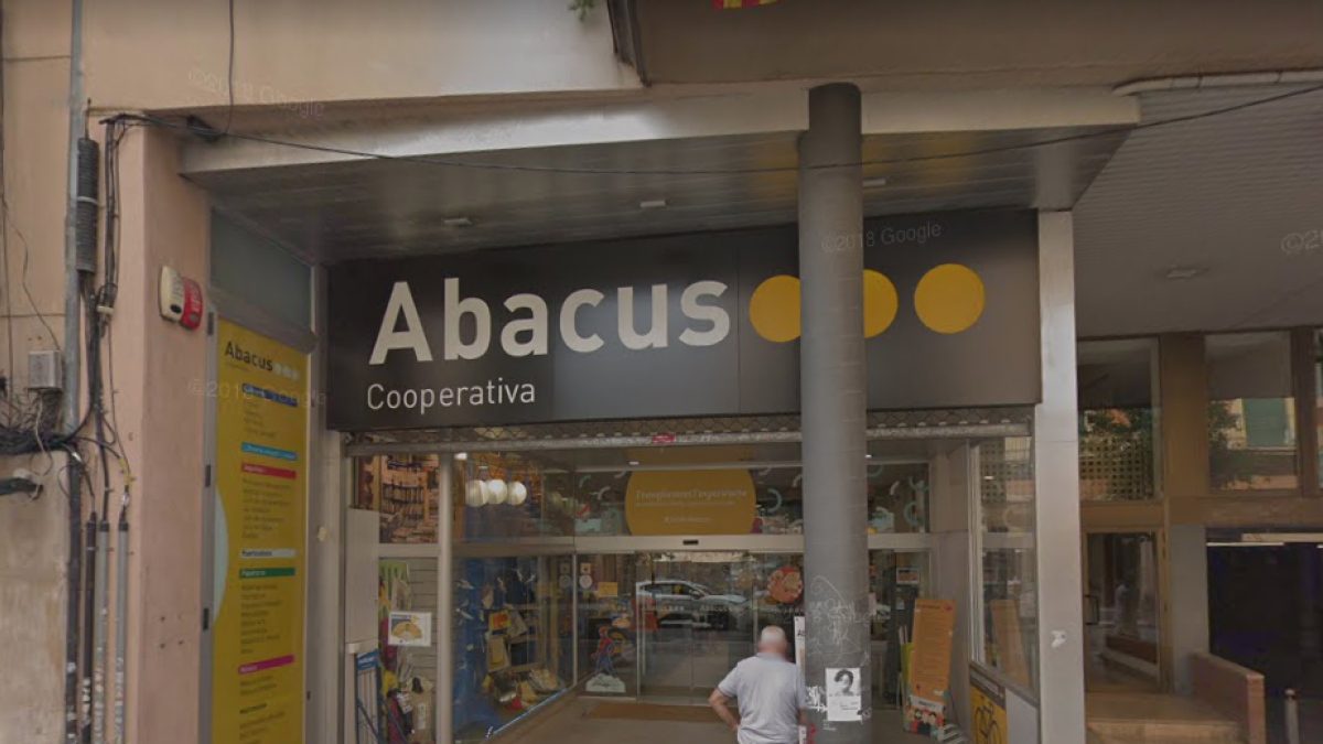 Els fets s'han produït a la botiga de l'Abacus de Tarragona.