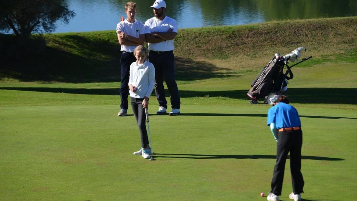 El Golf Costa Daurada va disputar la final a les instal·lacions del club el passat cap de setmana.