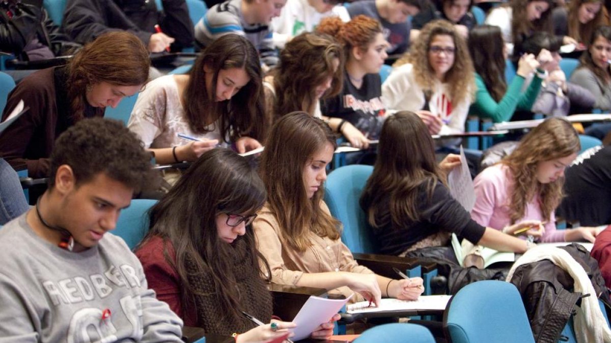 En l'activitat hi participen més de 3.600 alumnes de 75 centres de Catalunya.