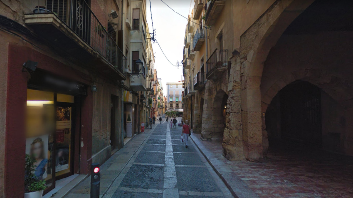 La calle de la Mercería donde, según Segovia, se produjeron cuatro robos de móviles en un día.